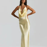 Karolina – Elegant Maxi Dress