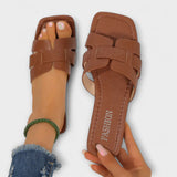 Dietlinde - Flat Slippers in Beige