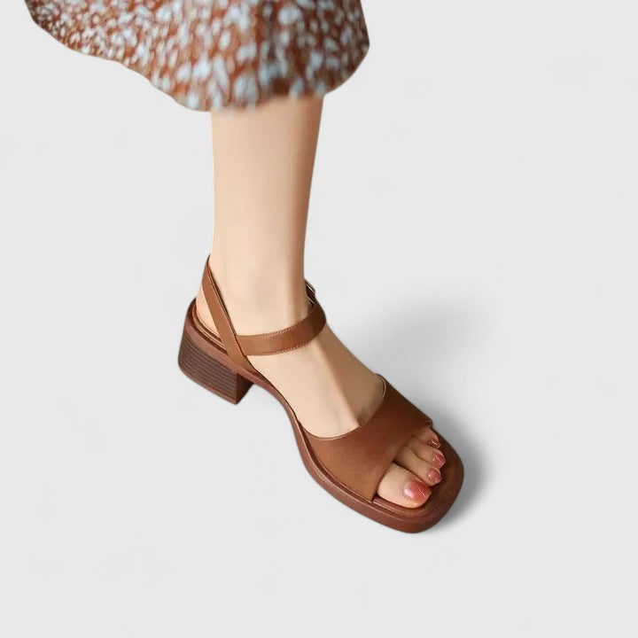 Cordula - Elegant Strappy Sandals