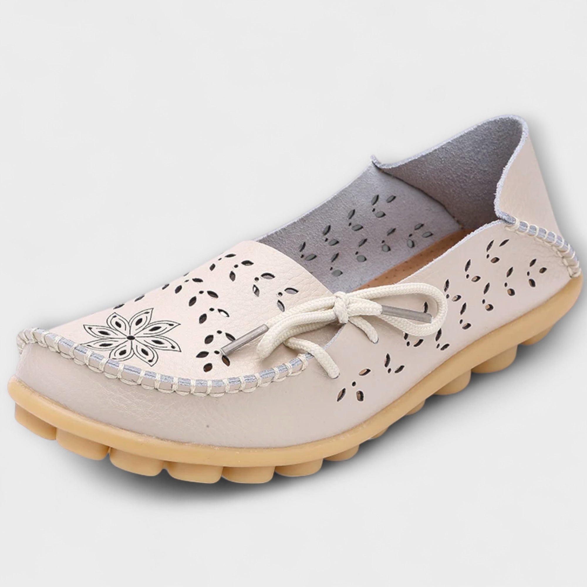 Notburga - White Slip-On Moccasins