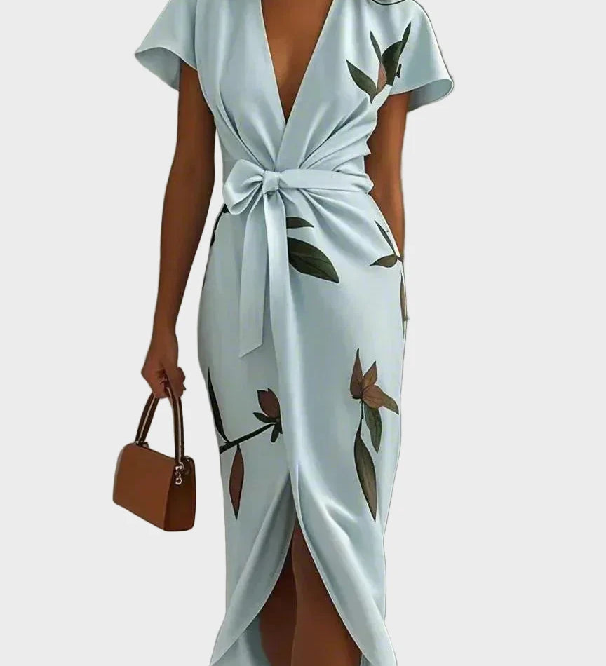 Valeria – Light, Elegant Dress