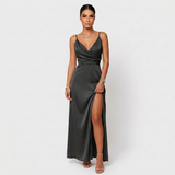 Mia - Elegant Maxi Dress
